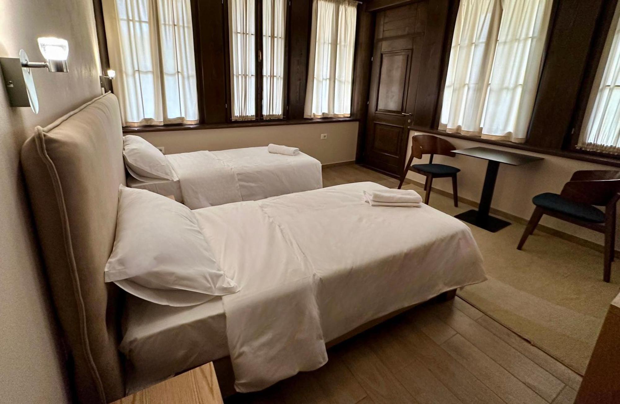Hotel Epidami 3*